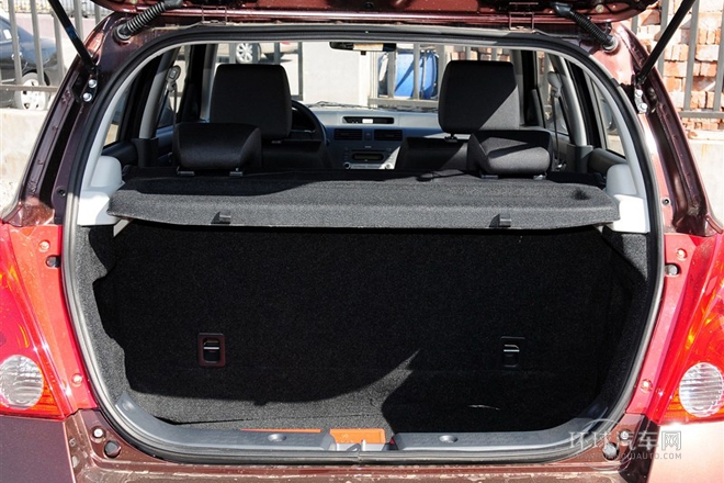 2013款 1.5L 自動標準版