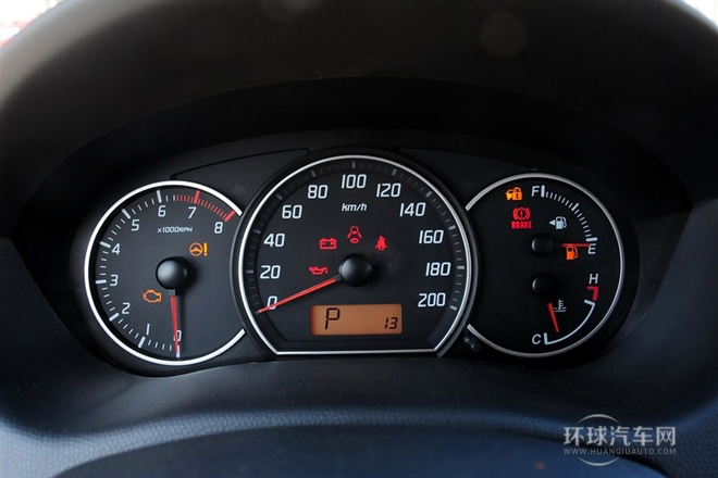 2013款 1.5L 自動(dòng)標(biāo)準(zhǔn)版