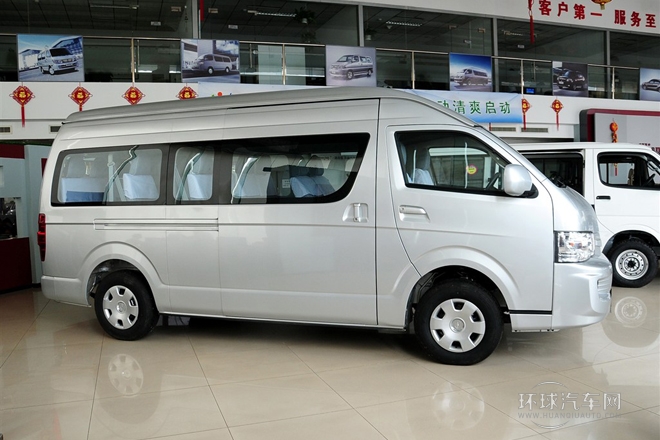 2011款 2.4L大海獅L 豪華型