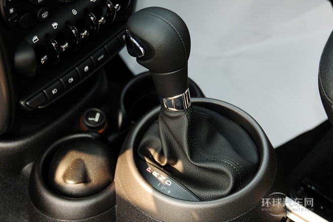 2011款 1.6L COOPER Fun