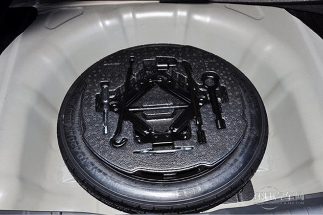 2014款 1.8L 手動舒適型