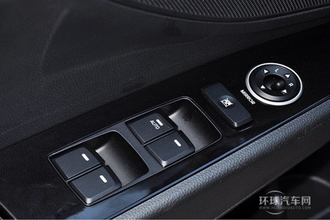 2014款 1.8L 手動舒適型