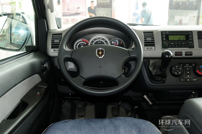 2011款 2.4L大海獅L 旗艦型