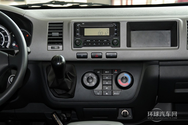 2011款 2.4L大海獅L 旗艦型