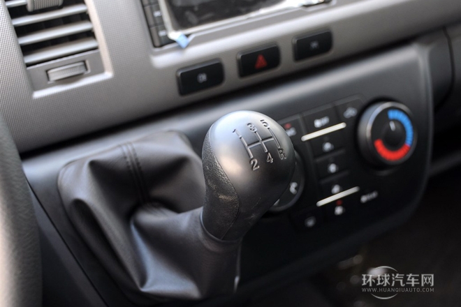 2011款 2.4L大海獅L 旗艦型