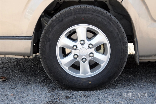 2011款 2.4L大海獅L 旗艦型