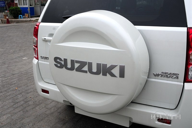 2012款 2.4L AT豪華導航5門版