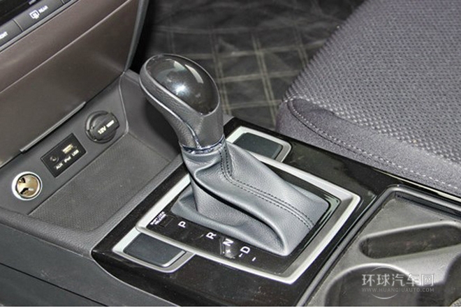 2014款 1.8L 自動(dòng)舒適型