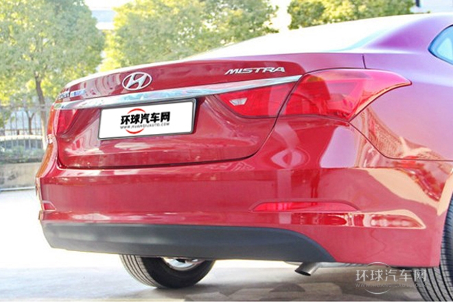 2014款 1.8L 自動(dòng)舒適型