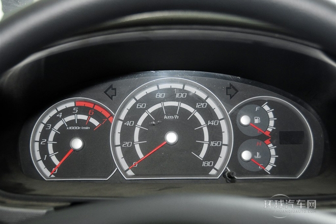 2012款 2.5T大海獅W 豪華型