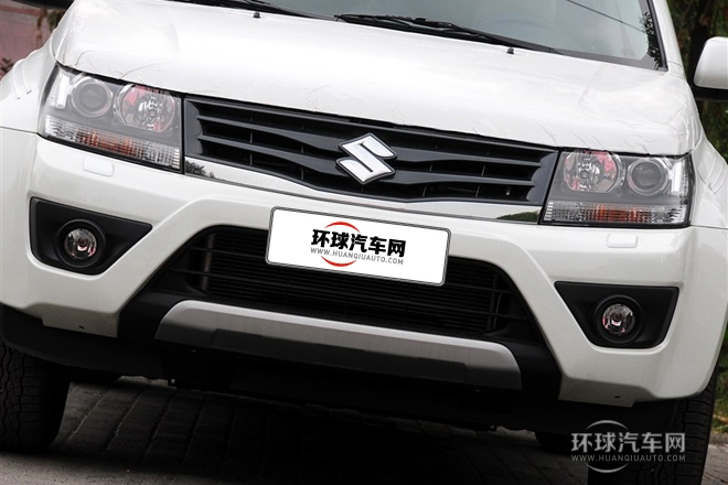 2012款 2.4L AT豪華導(dǎo)航5門版