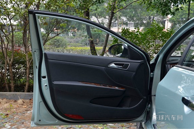 2014款 2.0L 自動至尊型