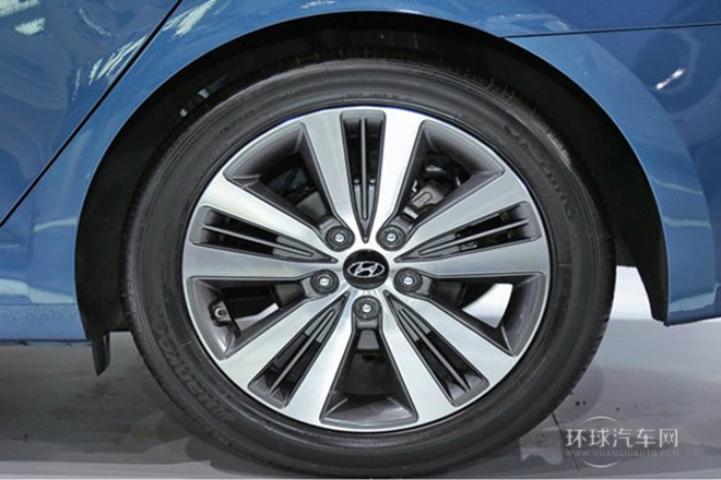 2014款 2.0L 自動旗艦型