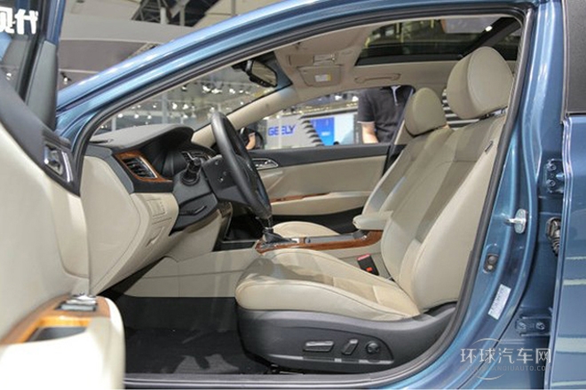 2014款 2.0L 自動(dòng)旗艦型