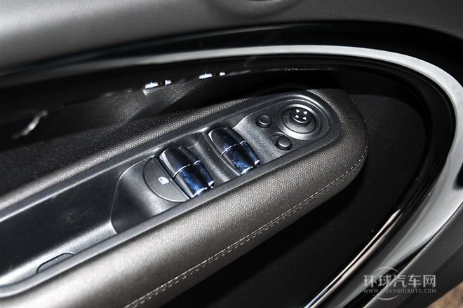 2013款 1.6T COOPER All 4 Excitement