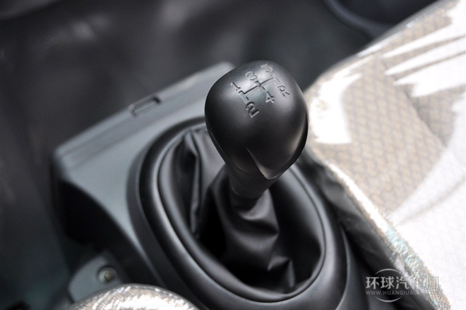 2011款 1.0L標準版