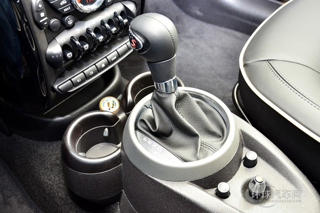 2013款 1.6T COOPER S All 4 滑雪版