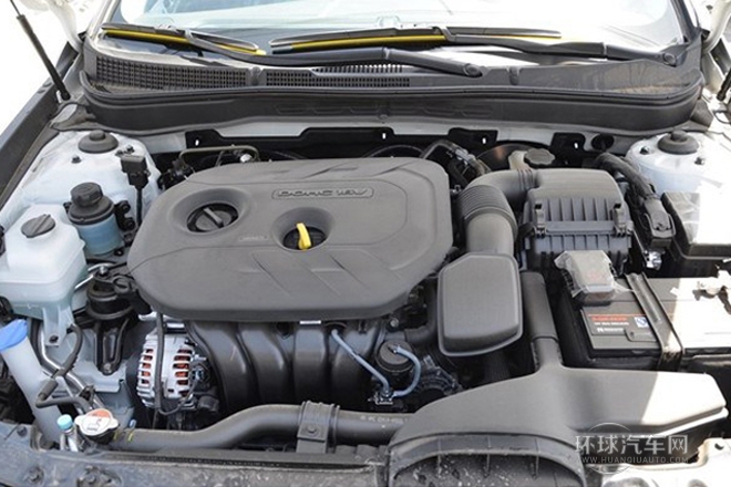 2014款 2.0L 自動尊貴版