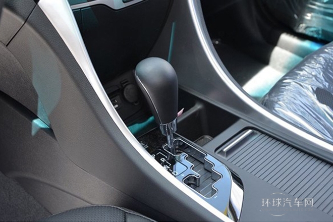 2014款 2.0L 自動尊貴版