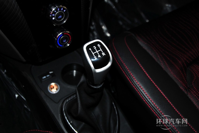 2014款 1.5L 手動精英型