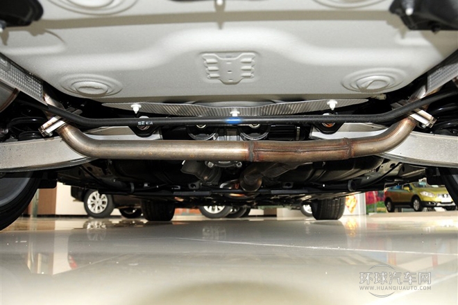 2011款 2.4L四驅(qū)運動導(dǎo)航版