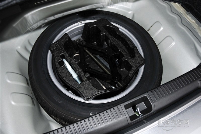 2011款 2.4L四驅(qū)豪華導航版