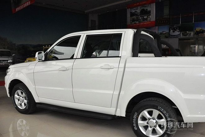 2013款 2.2L豪華型