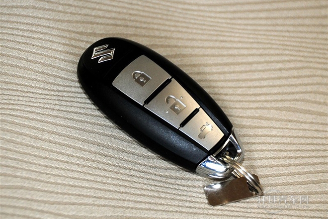 2011款 2.4L兩驅手動標準版