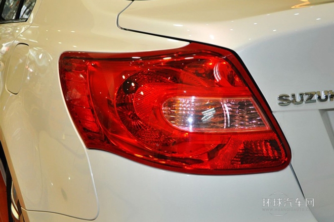 2011款 2.4L兩驅豪華導航版