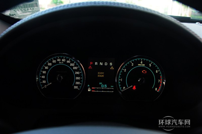 2015款 XF 2.0T 豪華版