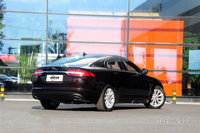 2015款 XF 2.0T 奢華版