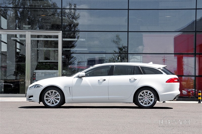 2015款 XF 2.0T Sportbrake 豪華版