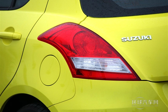 2014款 1.6L CVT兩驅(qū)豪華版