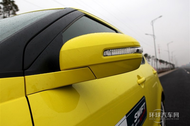 2014款 1.6L CVT兩驅豪華版