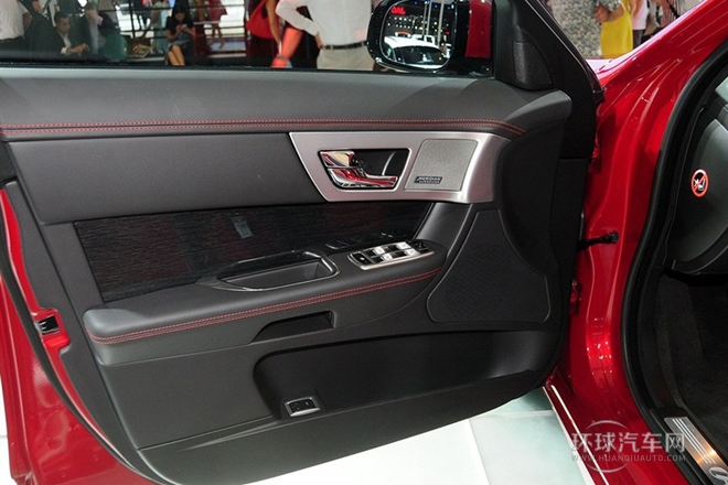 2015款 XF 3.0 SC R-Sport 奢華版