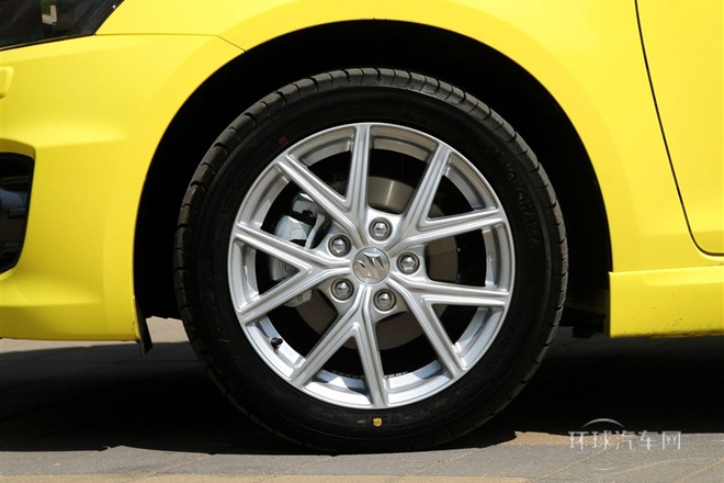 2014款 1.6L 手動兩驅豪華版