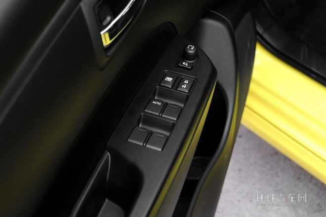 2014款 1.6L 手動兩驅豪華版