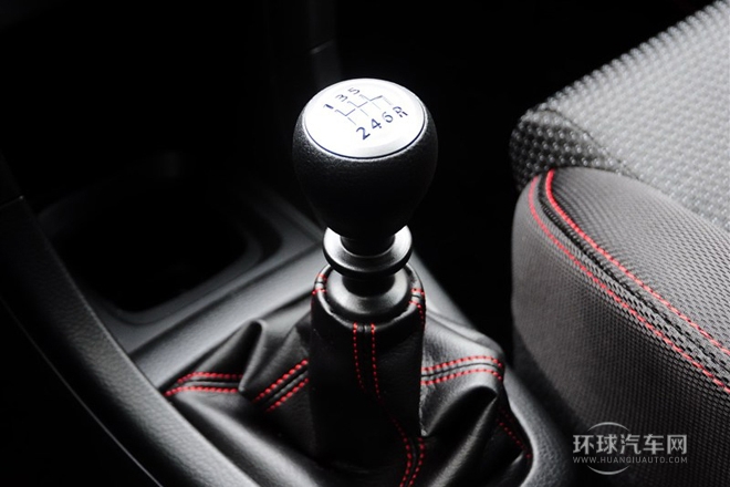 2014款 1.6L 手動兩驅豪華版