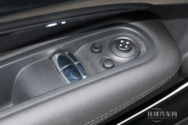 2013款 1.6T COOPER ALL 4