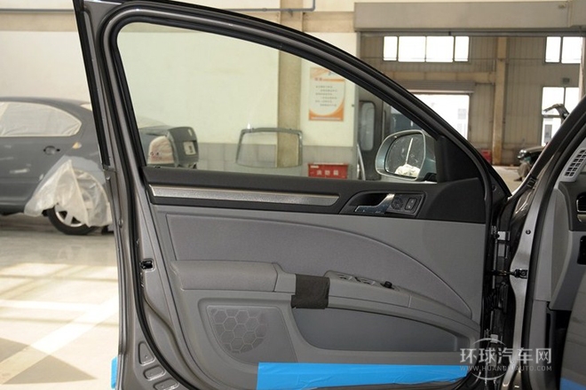 2013款 1.4TSI DSG紳仕版