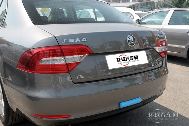 2013款 1.4TSI DSG紳仕版