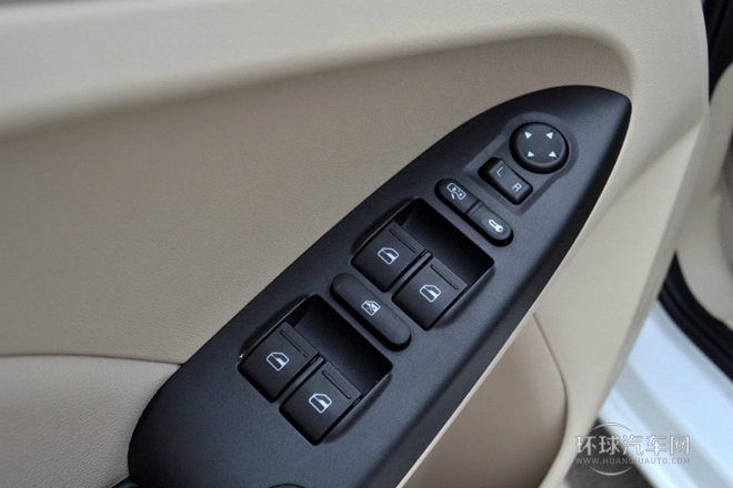 2014款 1.6L 手動(dòng)致誠版