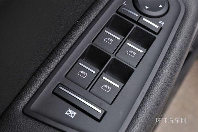 2015款 掀背 1.8T 90周年賽道冠軍版精英型