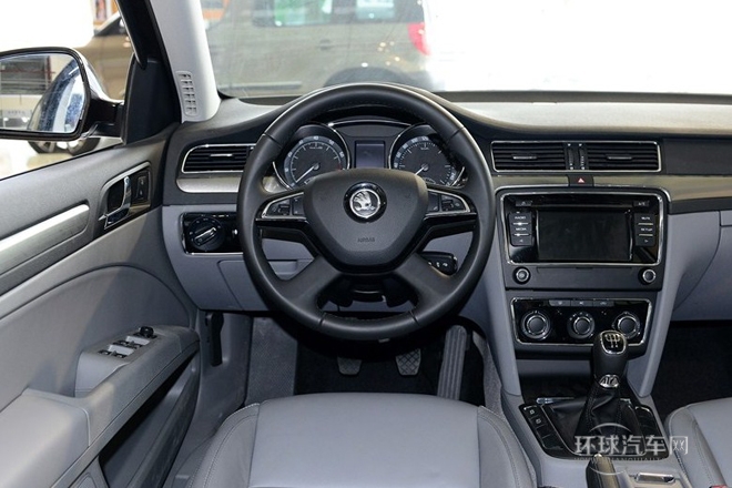 2013款 1.8TSI 手動名仕版