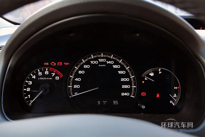 2013款 1.5L 自動(dòng)舒適型