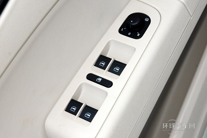 2013款 1.8TSI 自動雅仕版