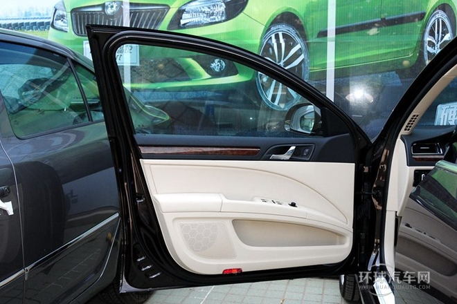 2013款 1.8TSI 自動雅仕版