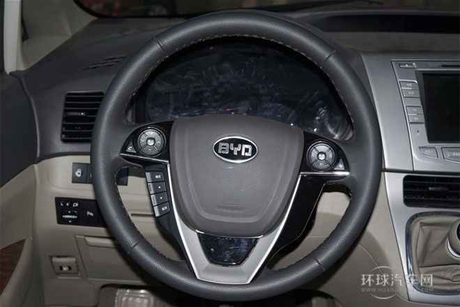 2013款 1.5L 自動(dòng)尊貴型