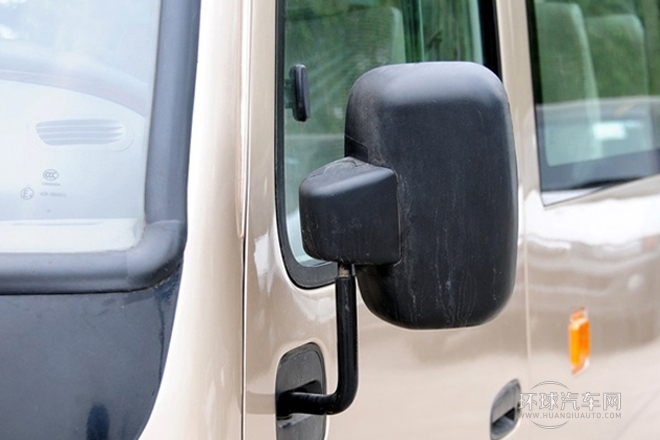 2010款 2.2L汽油高級版