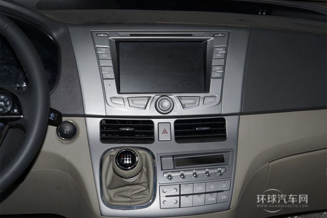 2013款 1.5L 自動尊貴型